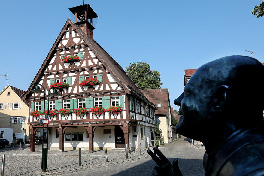 Aussenansicht Altes Rathaus Uhlbach