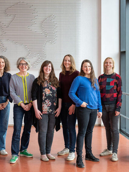 Gruppenbild der Kolleginnen des Kinderbüros der Landeshauptstadt Stuttgart.