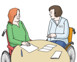 Eine Frau im Rollstuhl lässt sich von einer anderen Frau am Tisch beraten.