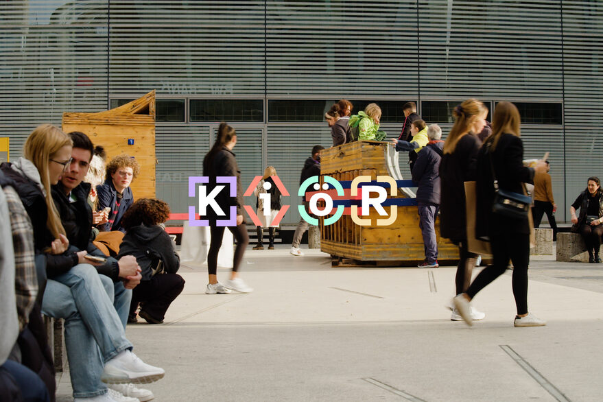 Der Film gibt einen Einblick in die geförderten Projekte und Festivals des Fachbereichs Kunst im öffentlichen Raum in Stuttgart.