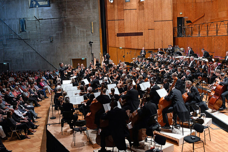 Antrittskonzert Chefdirigent Teodor Currentzis mit dem SWR Symphonieorchester.