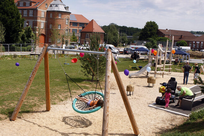 Foto von der Einweihung des Veielbrunnenparks in Bad Cannstatt.