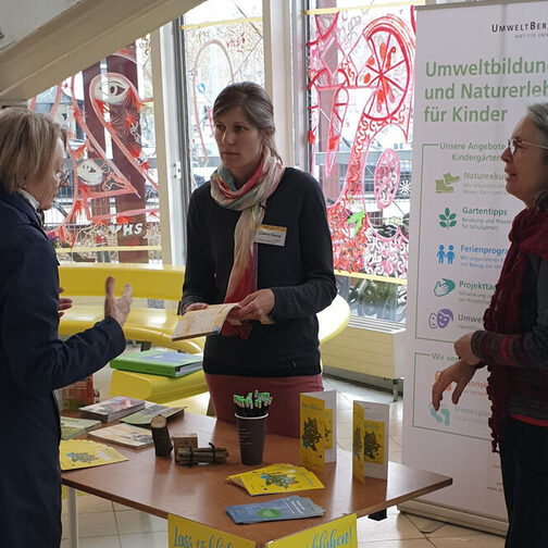Informationsstand der Umweltberatung Stuttgart bei einer Veranstaltung im TREFFPUNKT Rotebühlplatz.
