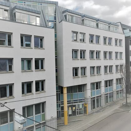 Jugendamt Stuttgart, Wilhelmstraße 3: Gebäudeansicht, Februar 2021