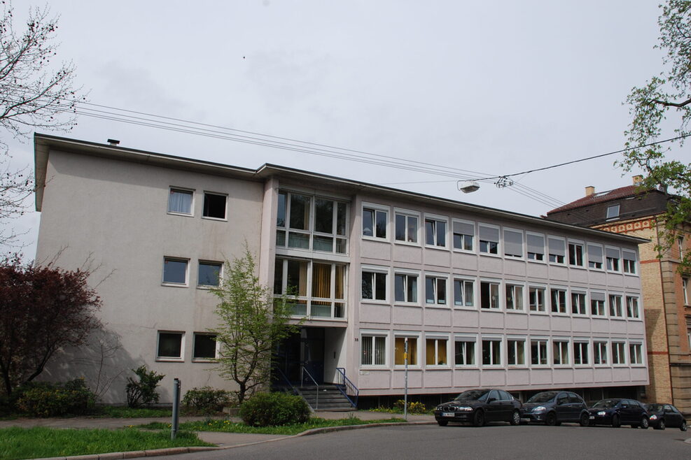 Stuttgarter Inobhutnahme: Gebäudeansicht, April 2011