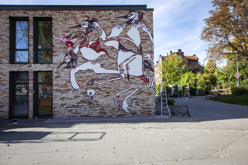 Fassadengestaltung von Julia Heinsch in der Nordbahnhofstr. 1 in Stuttgart