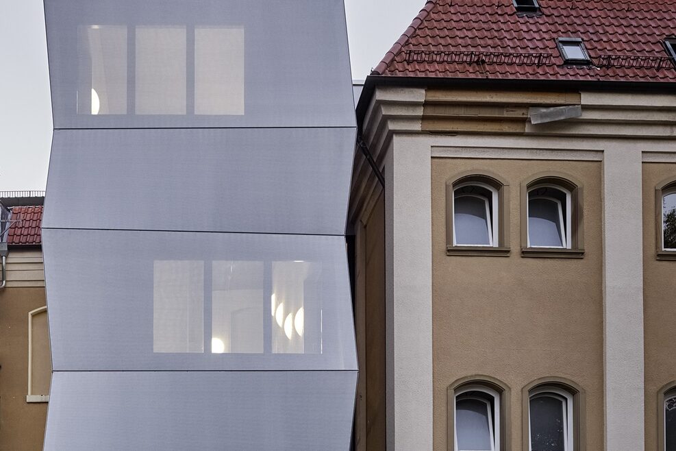 Ansicht vorgespannte transluzente Textilfassade
