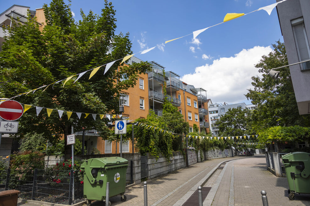 Blick von der Sophienstraße in den EIngang zum Gerberplätzle in Stuttgart-Mitte.