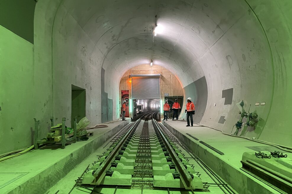 Blick in den Feuerbacher Tunnel: Dieser führt alle aus Mannheim kommenden Züge zum neuen Tiefbahnhof.