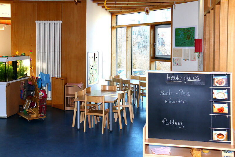 Im Bistro können die Kinder gemeinsam essen.