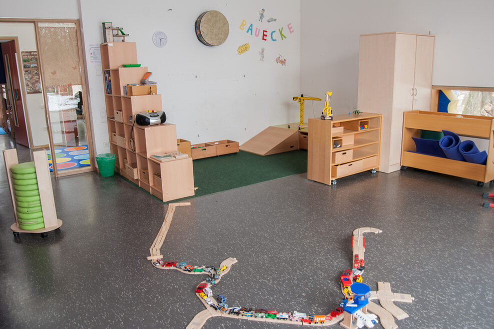 Im Konstruktionsraum ist viel Platz für kleine Bauwerke der Kinder.