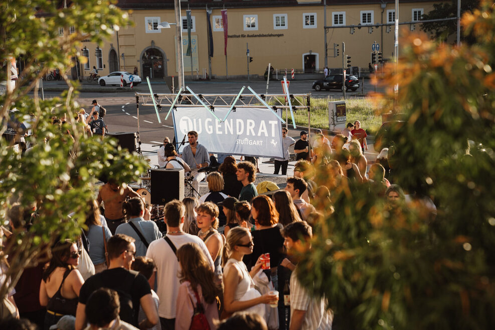 Tolle Atmosphäre bei der Sommerparty des Jugendrats am Stadtpalais