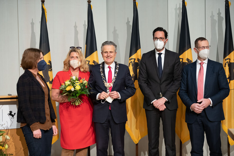 Petra Rühle, Gudrun Nopper, OB Frank Nopper, Erster Bürgermeister Fabian Mayer und Alexander Kotz bei der Amtseinführung von Frank Nopper.