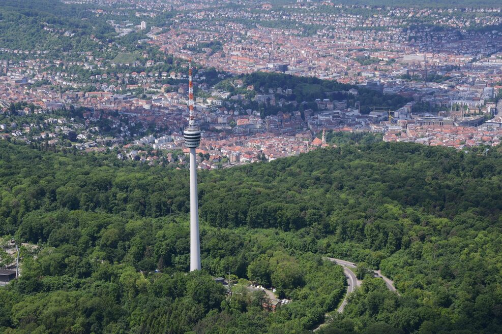 Luftaufnahme vom Stuttgarter Fernsehturm.