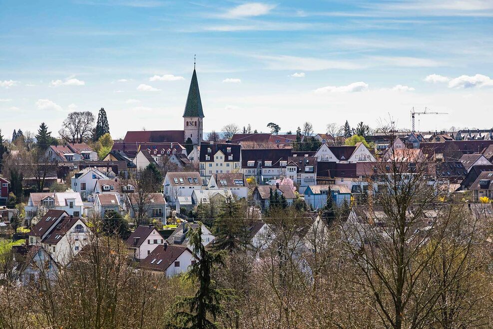 Blick auf den Ortskern von Plieningen.