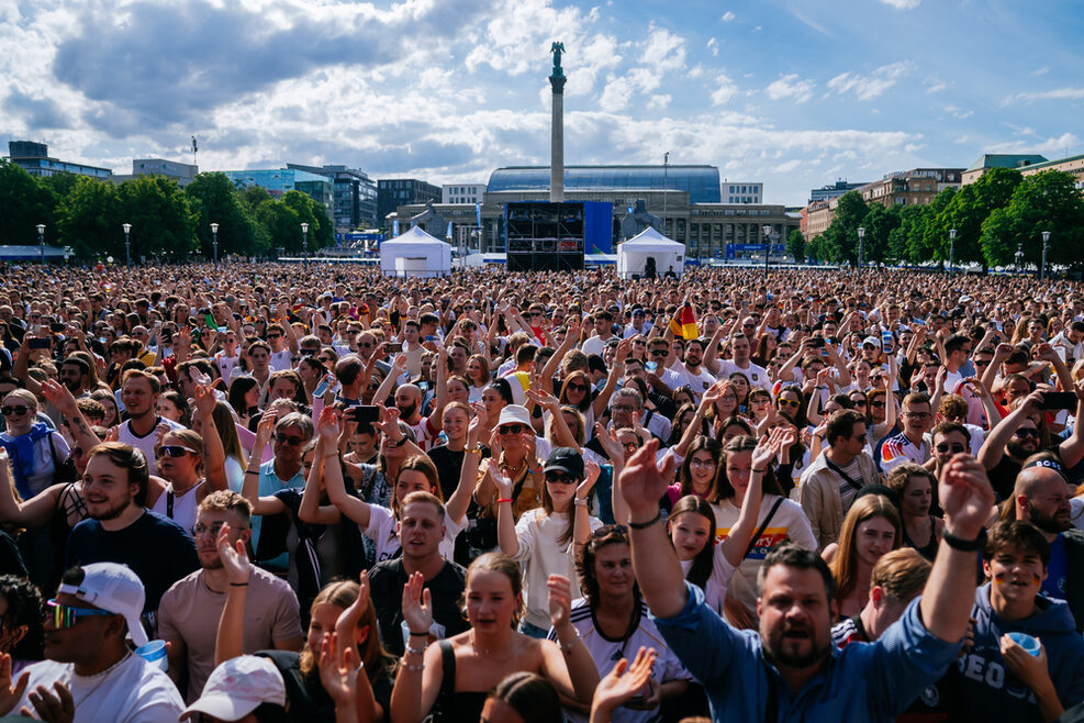 Fan Zone Schlossplatz