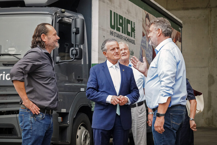 OB Nopper besucht Holz Ulrich