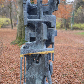 Otto Herbert Hajek: Große Plastik mit Farbweg 1962/64 (PN.N. / Skulpturenpark 15). Foto: Atelier Daiber & Schlesinger