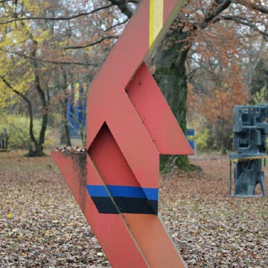 Otto Herbert Hajek: Progression A, 2001 (P 664a / Skulpturenpark 14). Foto: Atelier Daiber & Schlesinger