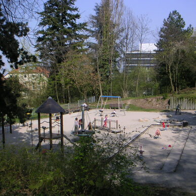 Spielfläche Reinsburgstraße/Jean-Améry-Weg (Karlshöhe)