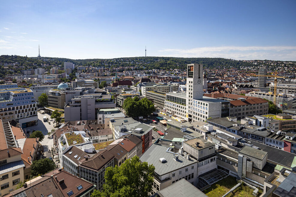 Luftaufnahme vom Rathaus Stuttgart