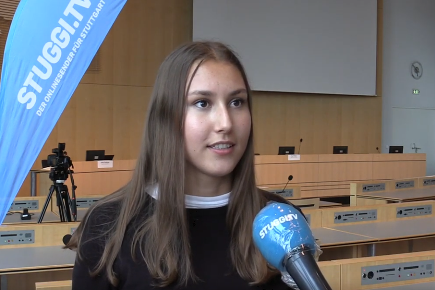 Interview mit Jugendrätin im Großen Sitzungsaal des Rathauses