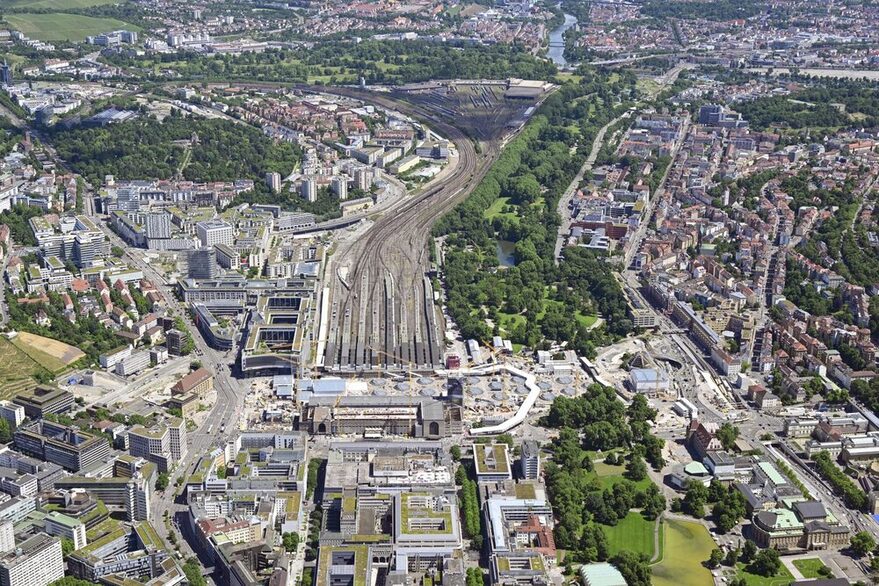 Aerial view of the track apron and the surrounding area behind Stuttgart Central Station, where the new Stuttgart Rosenstein district is to be built.