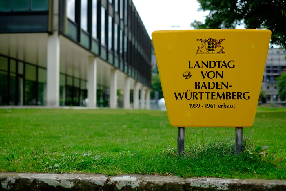 Schild des Landtags von Baden-Württemberg