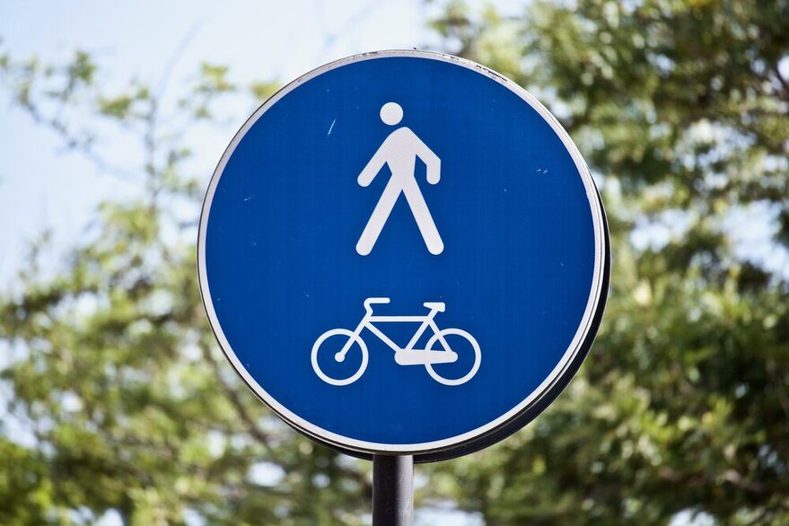 Rad- und Fußverkehr Schild
