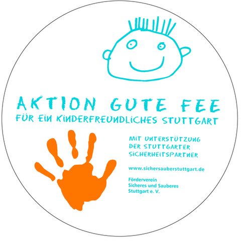 Logo Aktion Gute Fee, runder Aufklebervor zeigt vor weißem Hintergrund die Strichzeichnung eines Gesichts und eine orangefarbene Hand