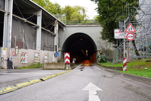 Das Westportal des gesperrten Wagenburgtunnels