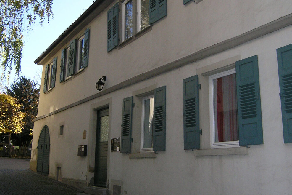 Frontansicht Eingang Bürgerhaus "Altes Pfarrhaus Weilimdorf"