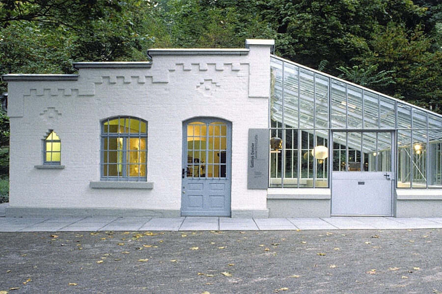 Auf dem Bild ist das Gebäude der Gottlieb Daimler Gedächtnisstätte abgebildet