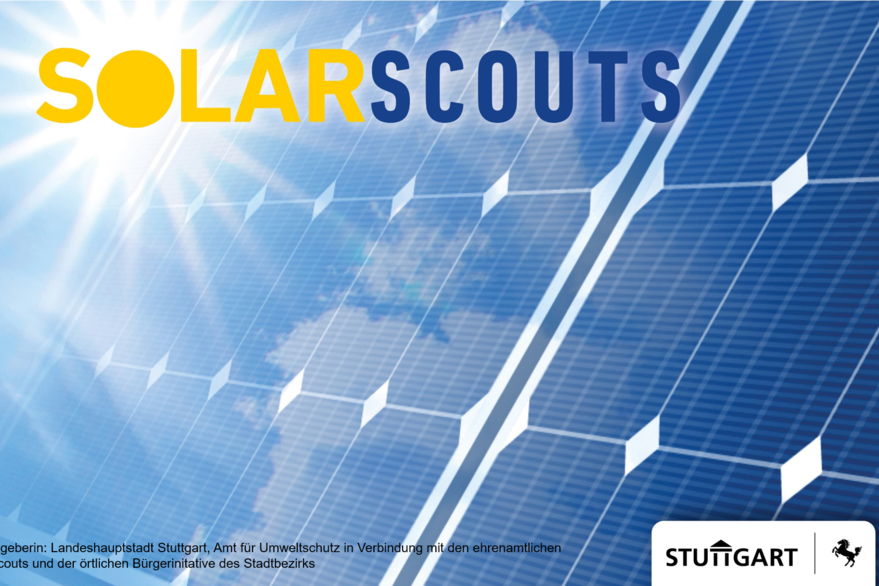 Logo SolarScouts Stuttgart auf Solarplaneelen
