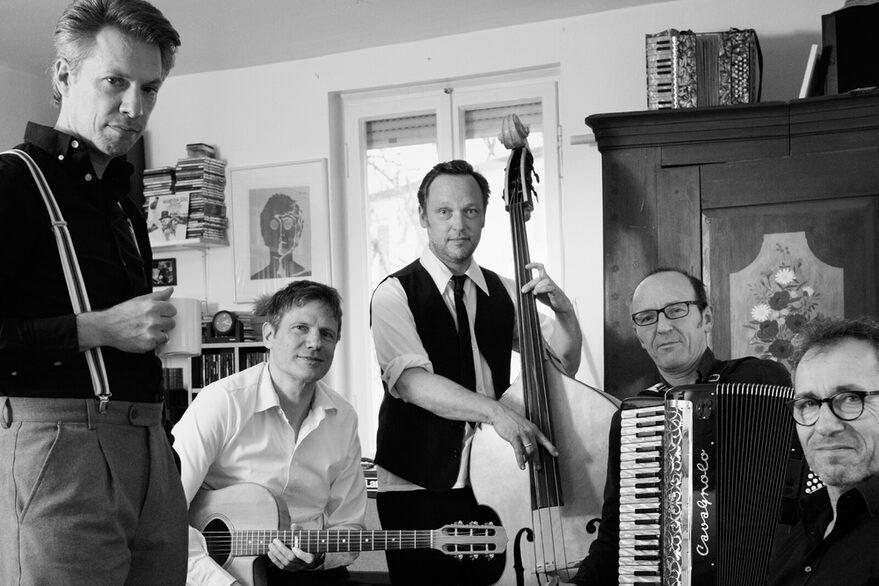 Swingin’ Tanzcafé: Live-Musik mit “Paris Hot Five”