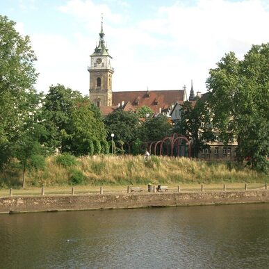 Neckar und Stadtkirche