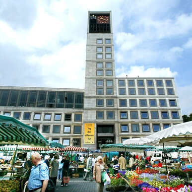 Wochenmarkt auf dem Stuttgarter Marktplatz. Foto: Stadt Stuttgart